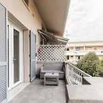 Maxi House Apartment *