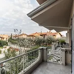 Maxi House Apartment *