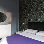 Maxi House Apartment Desenzano del Garda