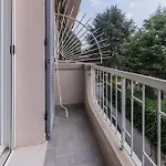 Maxi House Apartment Desenzano del Garda
