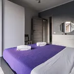 Maxi House Apartment Desenzano del Garda