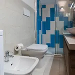 Maxi House Apartment Desenzano del Garda
