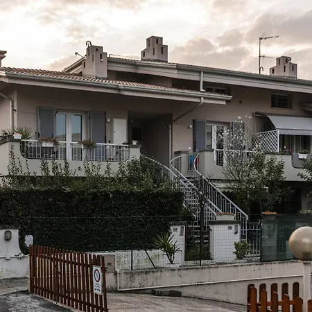 Maxi House Apartment *