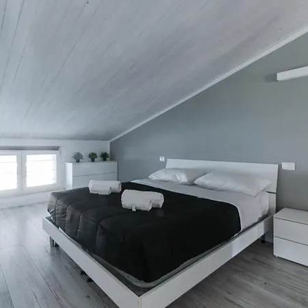 Appartement Maxi House Desenzano del Garda